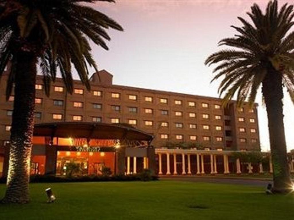 Hotel Peermont Walmont At The Grand Palm, Gaborone Exterior foto